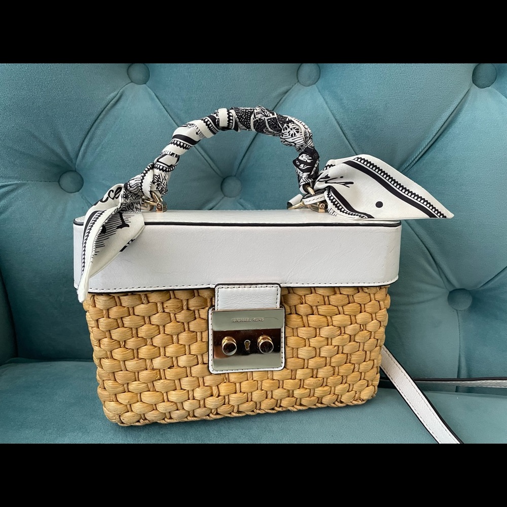 MK woven bag… Vacation ready